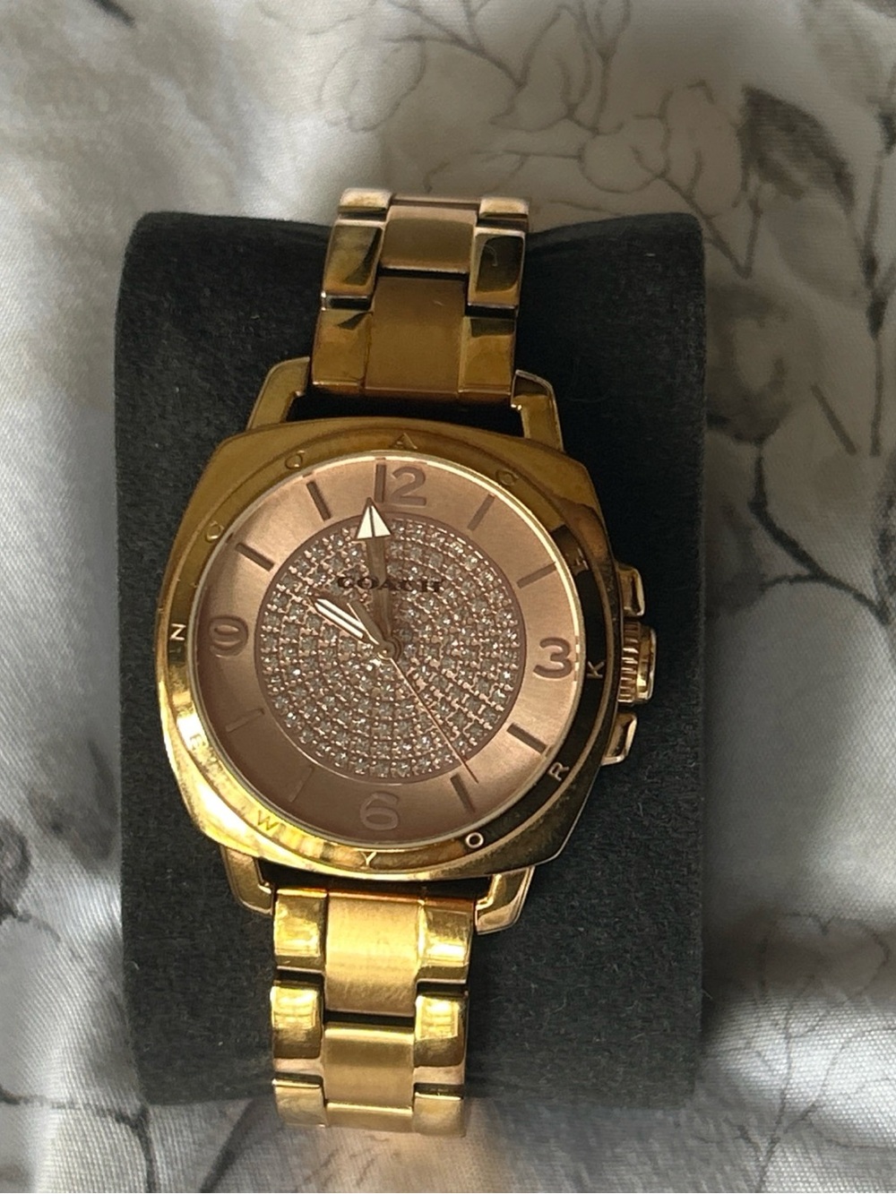 Coach WOMEN'S Rose Gold Tone Crystal WATCH Needs Battery